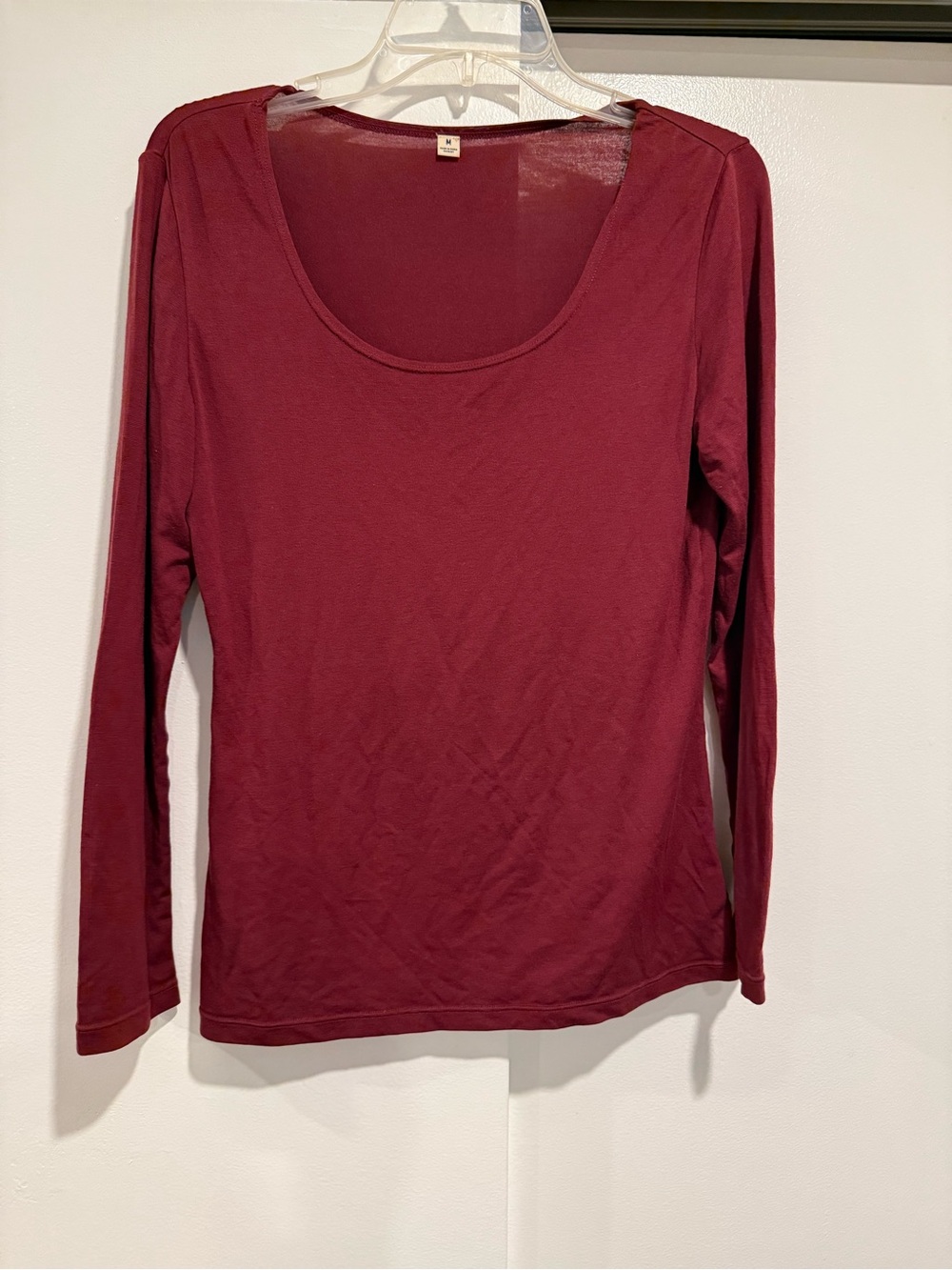 Women's Long Sleeve Scoop Neck Top - Burgundy size Medium